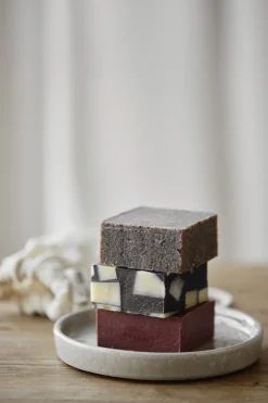 Amalie Rosalie Kropspleje > Soap No. 4 100 g, Staranise