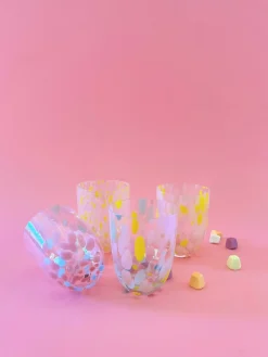 Anna von Lipa Vandglas ><noscript><img data-lazyloaded=
