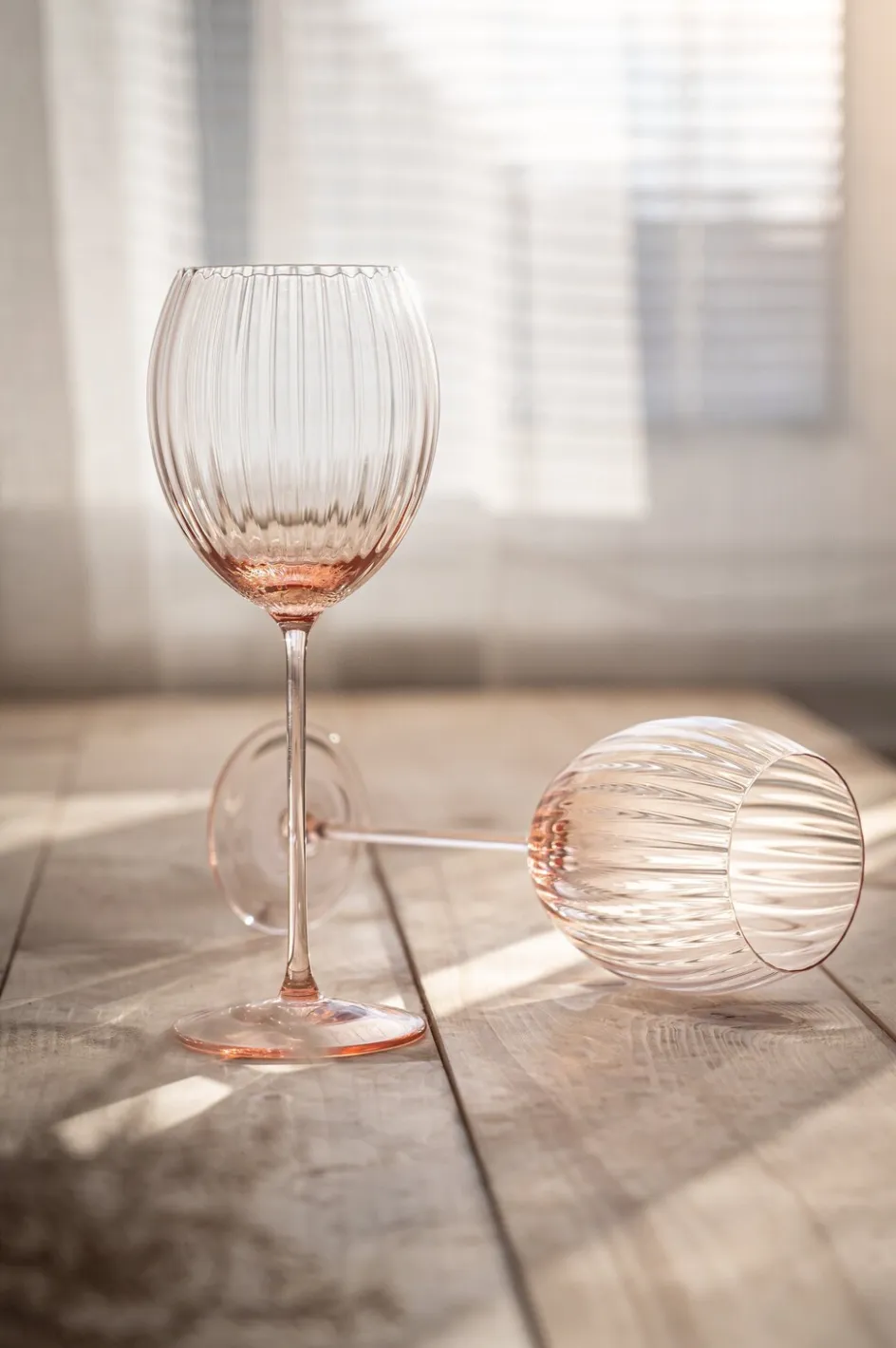 Hot Anna von Lipa Lyon Hvidvinsglas 2 stk. 38 cl, Rosa