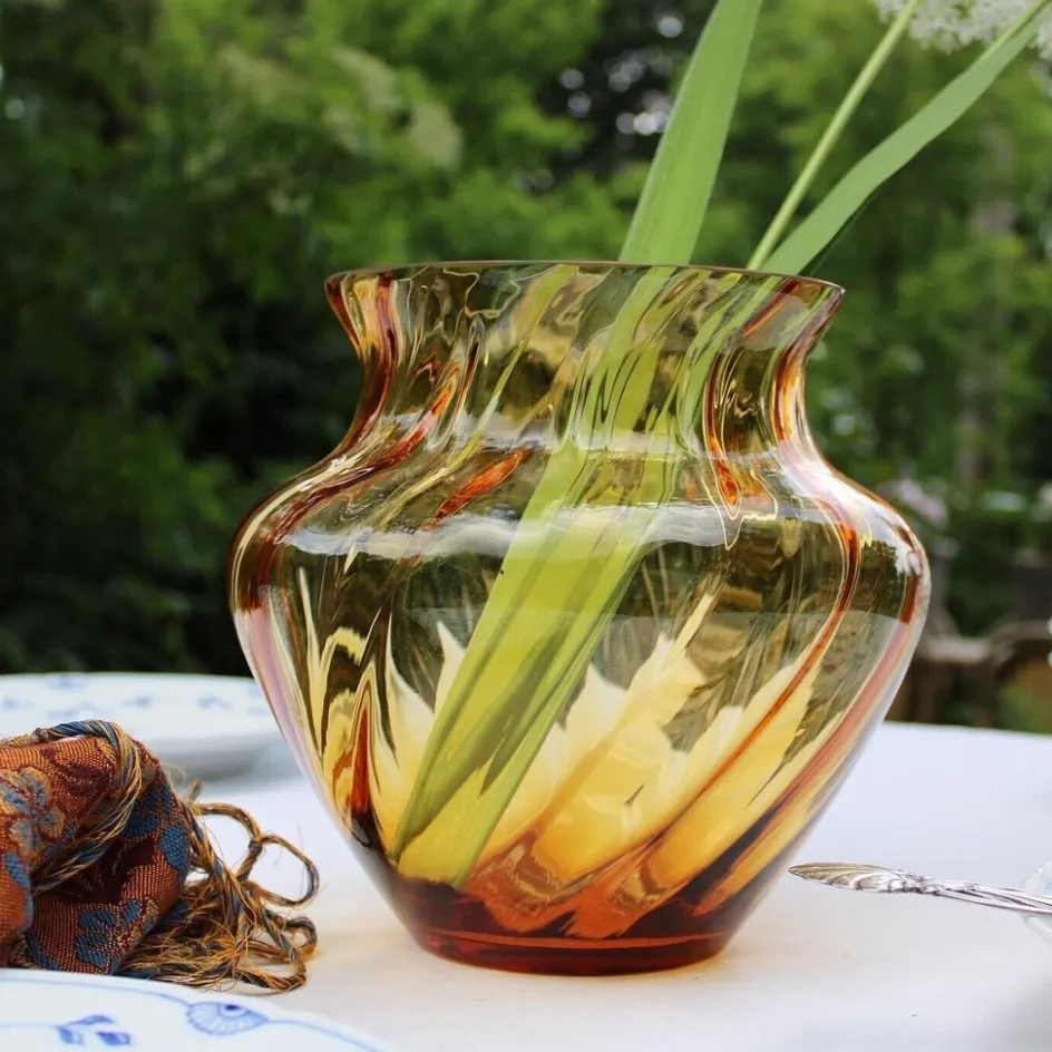 Hot Anna von Lipa Dahlia Vase H22 cm, Amber