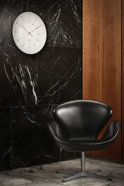 Hot Arne Jacobsen Bankers Vægur , Hvid