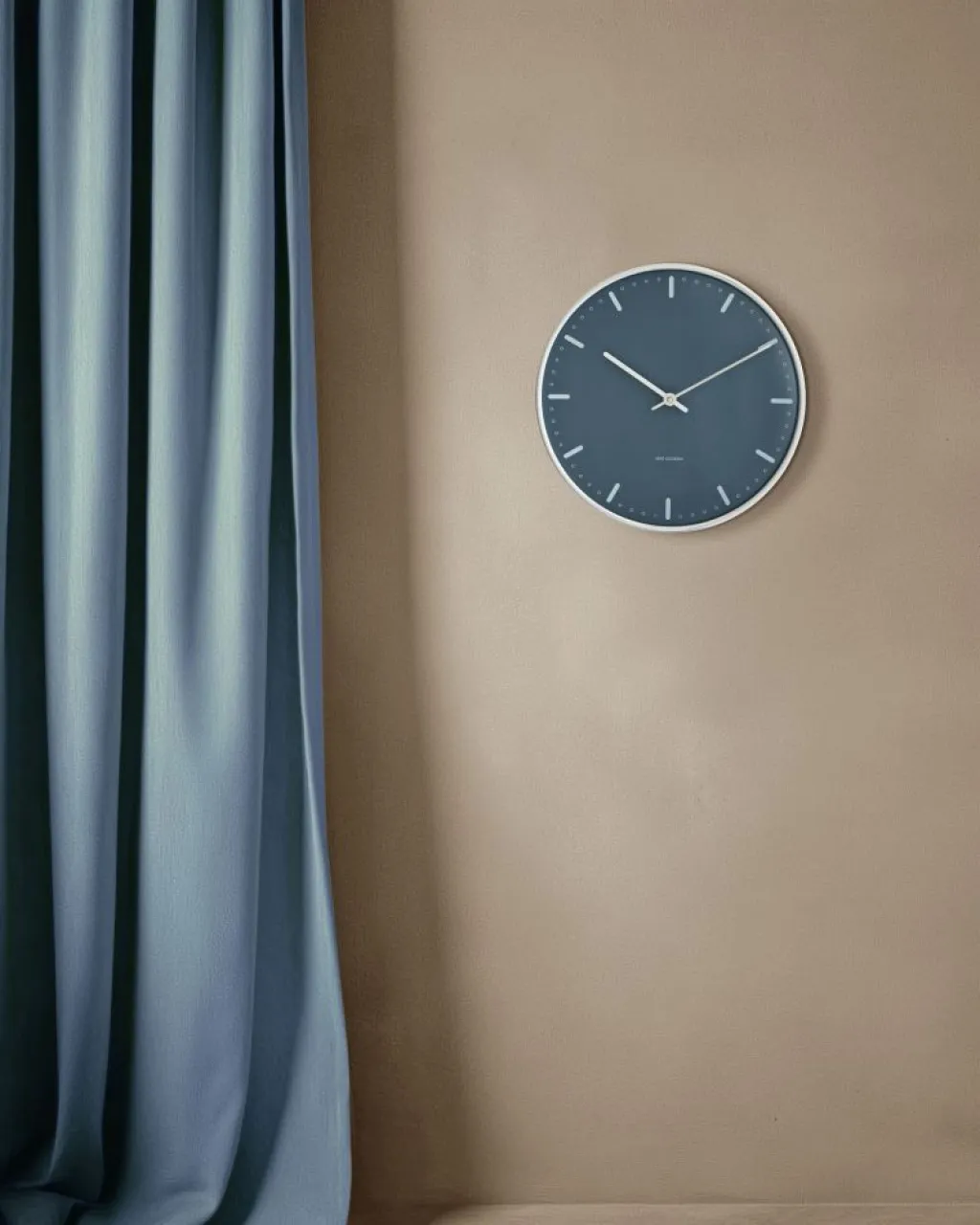 Arne Jacobsen Ure Og Vejrstationer > City Hall Vægur ,