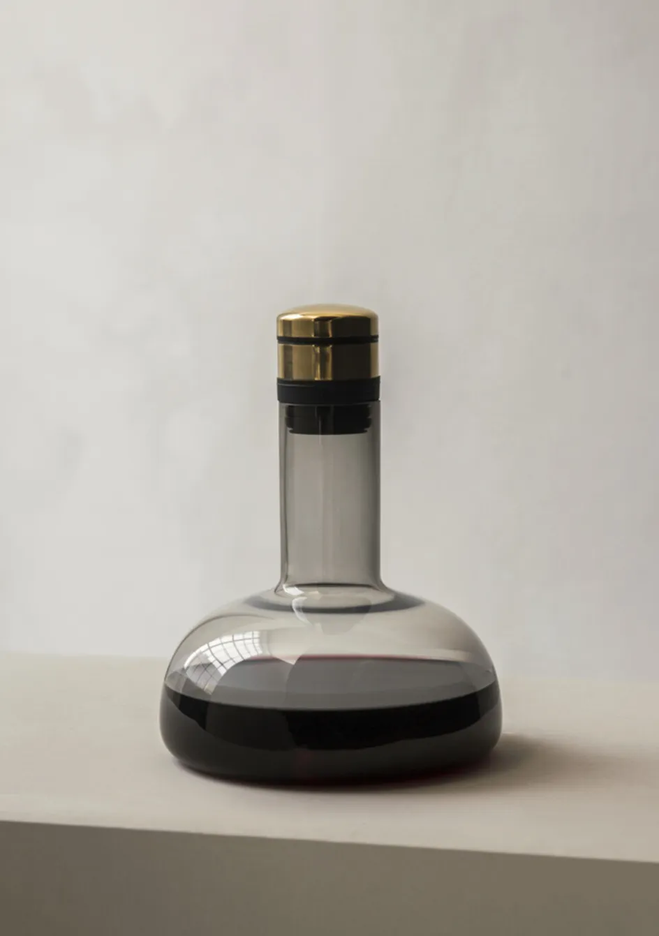 Discount Audo Copenhagen Vinkaraffel 1 L, Smoked Glas/Messing