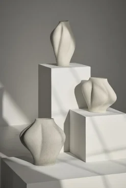 New SALTARE Vase H, Vaser