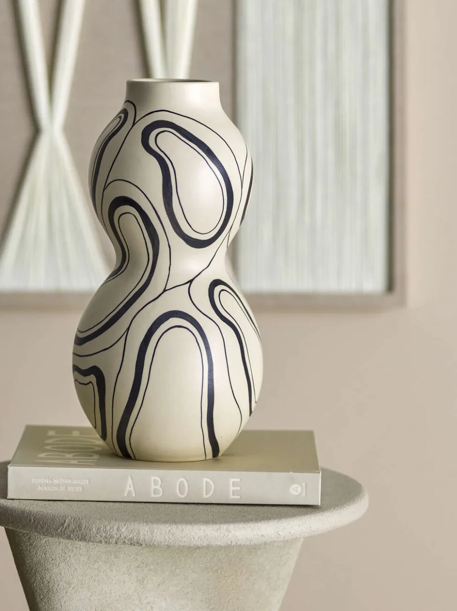 New Bloomingville Nicola Vase H34 cm, Sort