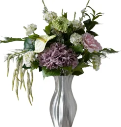 BLOOM OBJECTS Stue >