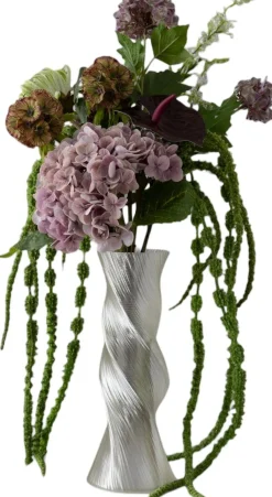 BLOOM OBJECTS Stue >