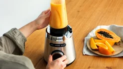 Bosch Vitapower Serie 4 Blender 1200W m. Stopper og To Go-flaske, Rustfrit Stål