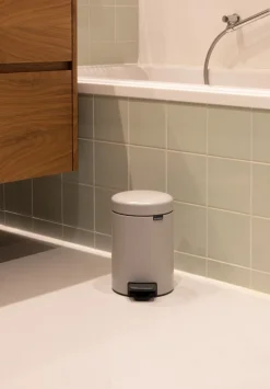 Hot Brabantia Newlcon Pedalspand , Lysegrå
