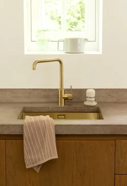 Outlet Brabantia Opvaskebørste m. Sæbedispenser, Soft Beige