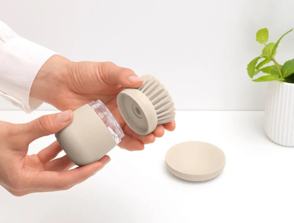 Outlet Brabantia Opvaskebørste m. Sæbedispenser, Soft Beige
