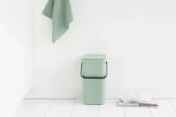 Brabantia Affaldsspande Og Tilbehør|Affaldsspande > Sort & Go Affaldsspand m. Låg ,