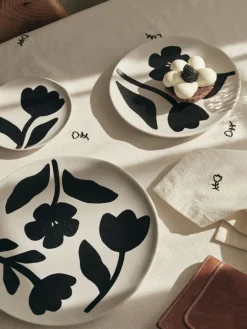 Best Broste Copenhagen Flora Tallerken , Sort