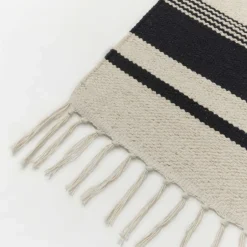 Clearance Broste Copenhagen Iselin Gulvtæppe 70x140 cm, Black/Off White