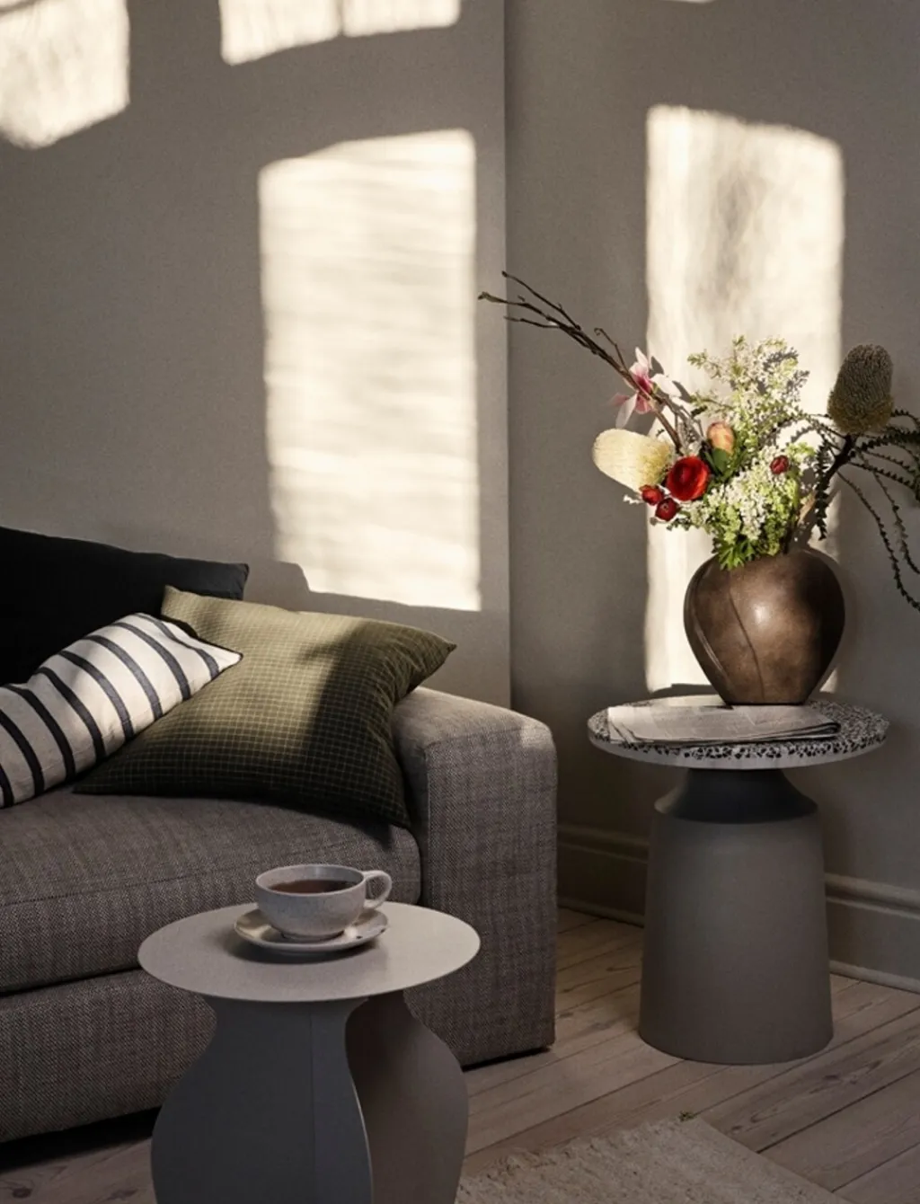 Outlet Leda Vase H, Antique Brown Stue|Vaser