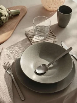 New Nordic Marsh Dyb tallerken 22,5 cm, Light Dusty Green Dybe Tallerkener