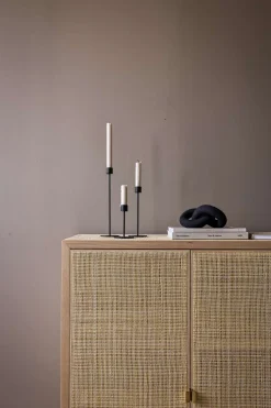 Cooee Design Lysestager > Lysestage H, Sort