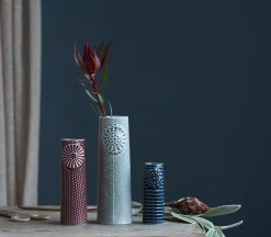 Hot Dottir Nordic Design Pipanella Flower Vase H15 cm, Mørk Blå