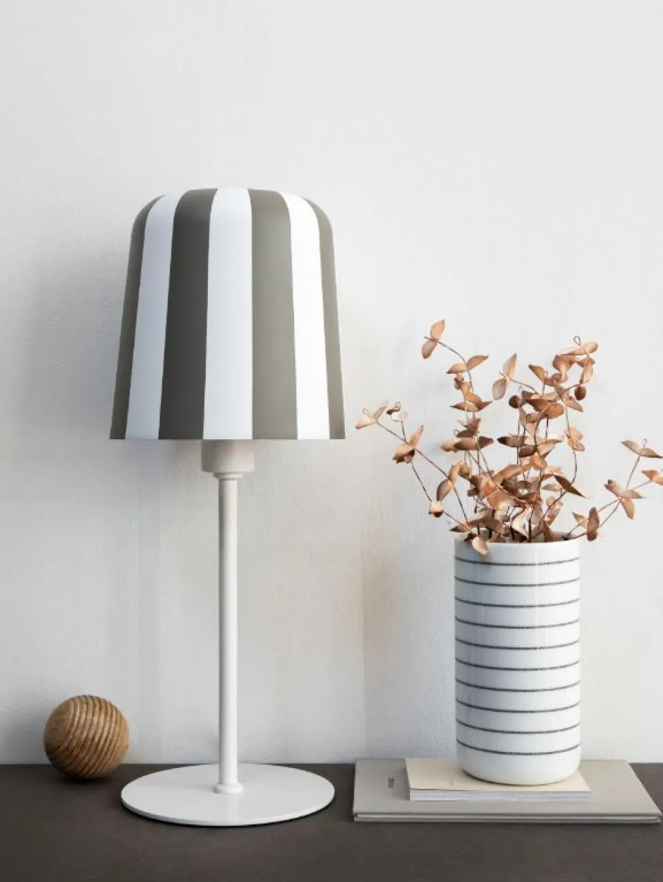 Hot Dyberg Larsen Gry Bordlampe H20,3 cm, Grå