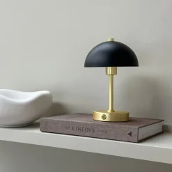 Discount Dyberg Larsen Malmø Special Edition Trådløs Bordlampe LED H23 cm, Sort/Messing