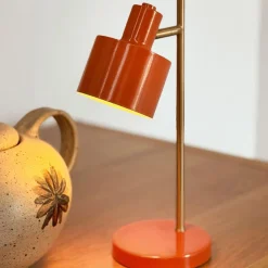 Hot Dyberg Larsen Ocean Trådløs Bordlampe Mini LED H28 cm, Orange/Messing