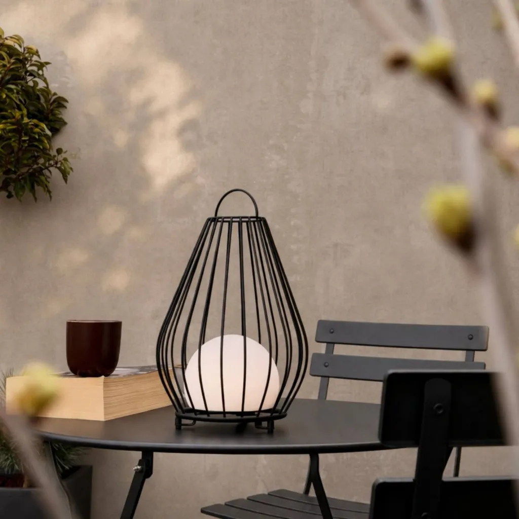 New Lunaris Lanterne H30 cm, Sort Lanterner