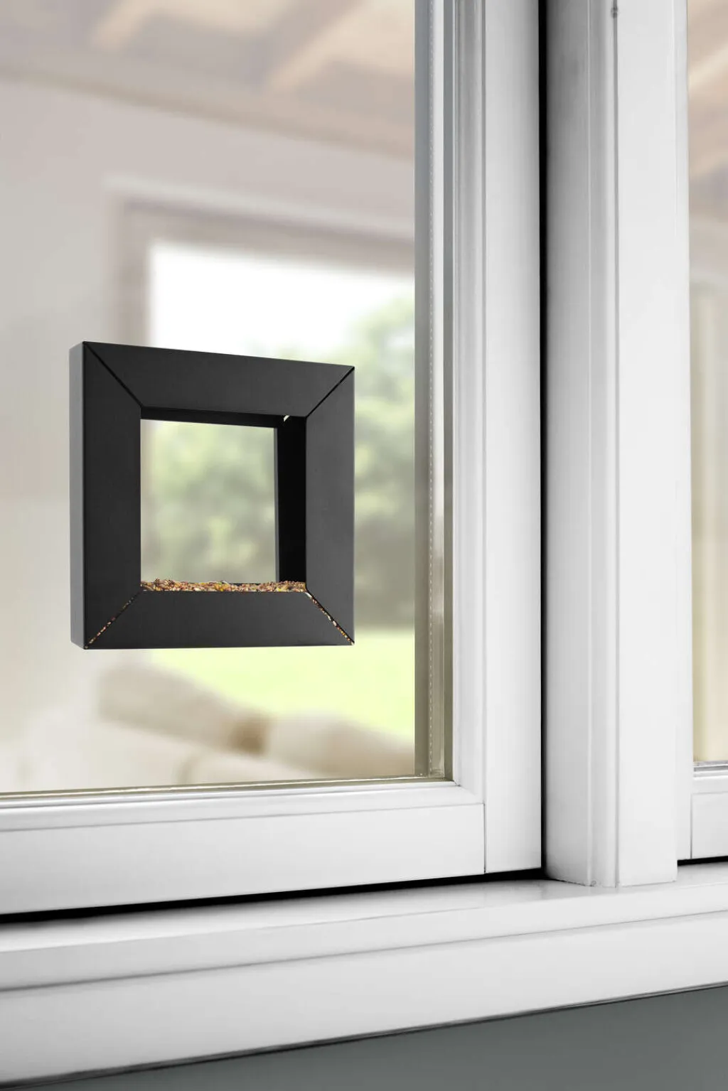 Eva Solo Uderum > Frame Foderdispenser 21x21 cm, Sort