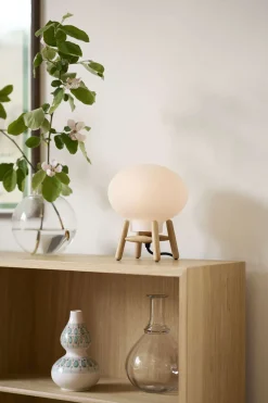 Discount FDB Møbler U6 Hiti Mini Bordlampe H22 cm, Eg/Opal