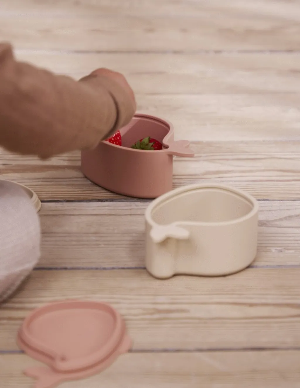 Børn FILIBABBA Madkasser Til Børn > Snackboks Hvalen Christian 2 stk. 12 cm,