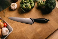 Sale Fiskars Essential Kokkekniv 21 cm
