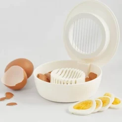 Fiskars Skæreredskaber > Functional Form Æggedeler
