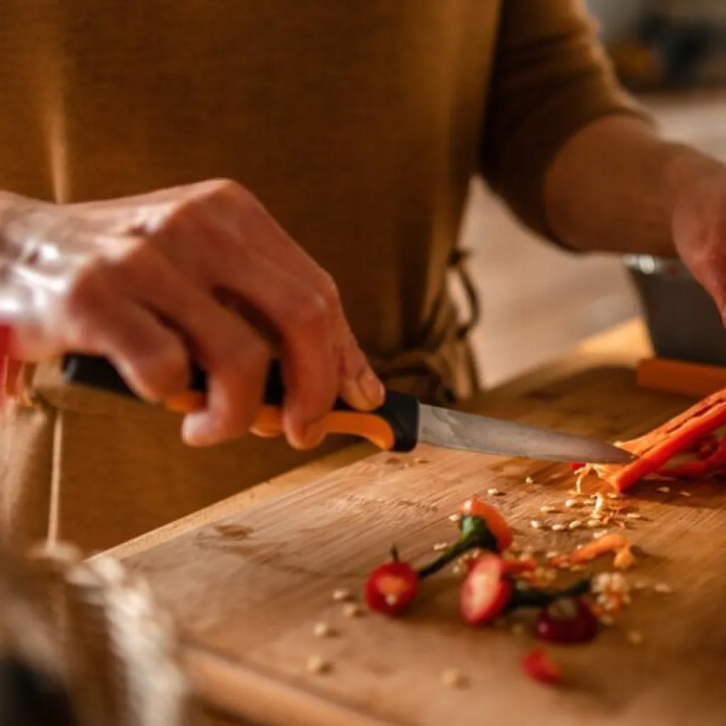 Fiskars Urteknive Og Grøntsagsknive > Functional Form Skrællekniv