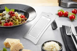 New FORMAGGIO Gourmet Rivejern 14,7 cm Skrælleredskaber