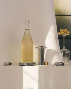 Georg Jensen Serveringsbakker > Bernadotte Flaskebakke Ø11,3 cm, Blankt Stål