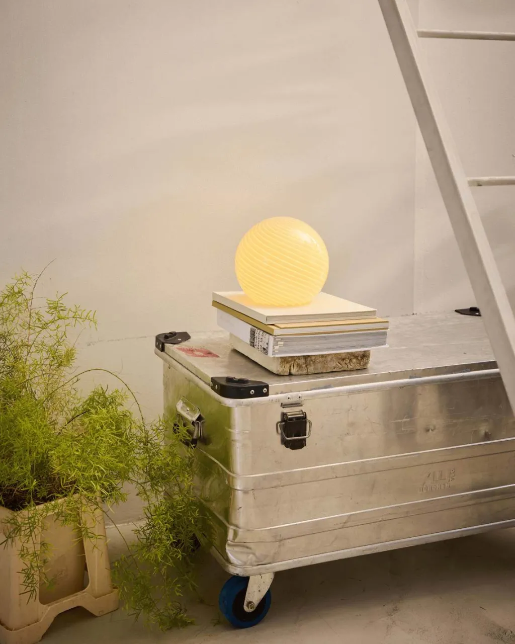 Halo Design Bordlamper > Candy Bordlampe H20 cm,