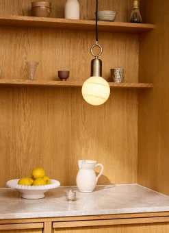 Halo Design E27 Led-Pærer > Stockholm Pære LED E27 7W/806lm,