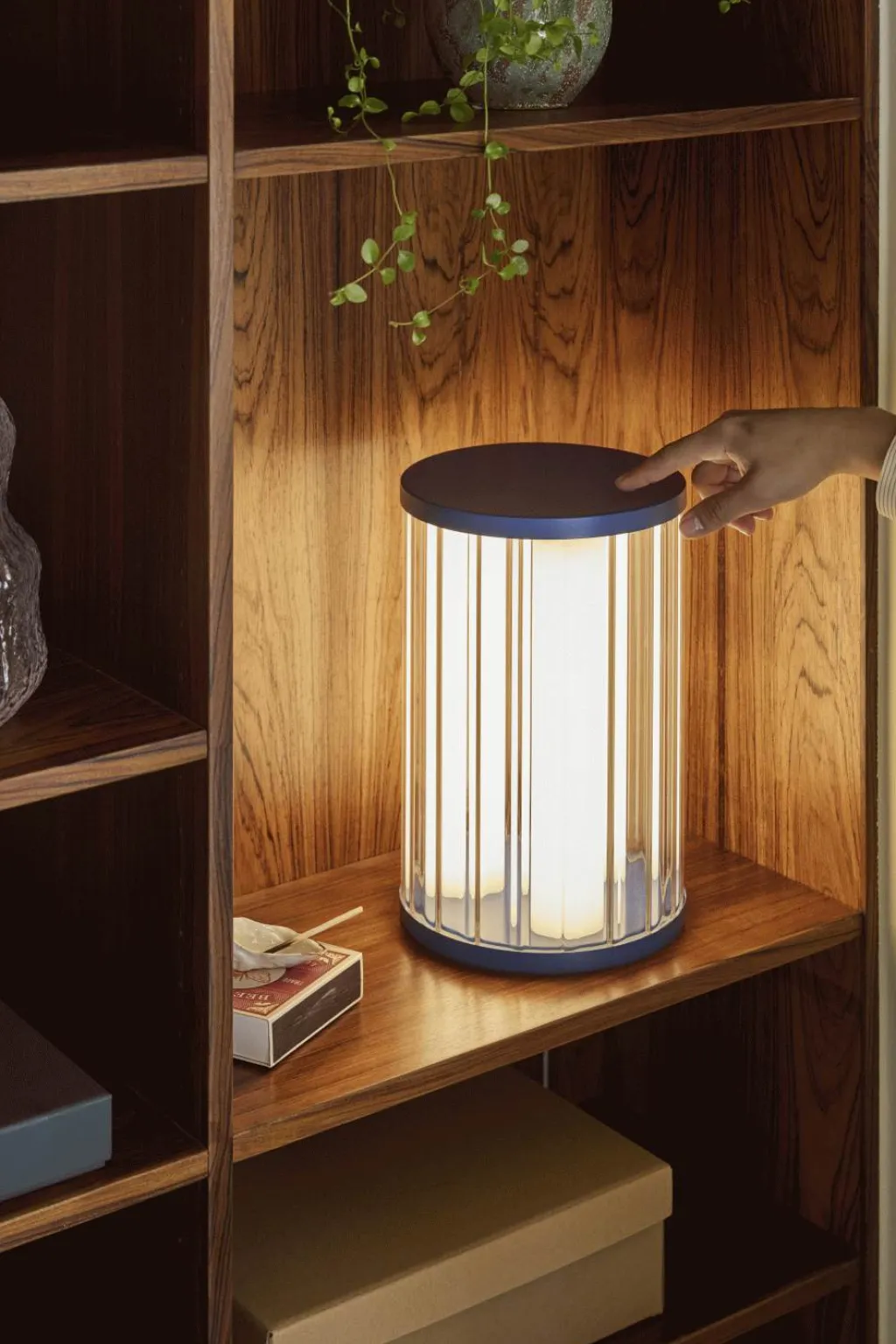 Hübsch Bordlamper > Aru Bordlampe H30 cm, Blå