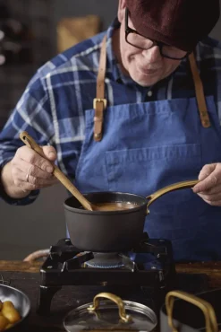 Online Holm Brasserie Kasserolle m. Keramisk Non-stick Belægning 1,5 L