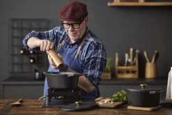 Best Oval Støbejernsgryde 3,8 L, Sort Gryder Og Kasseroller