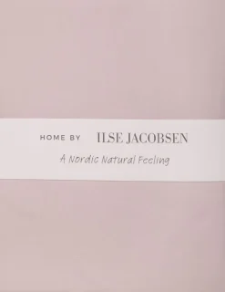 Clearance Home by Ilse Jacobsen Fladt Lagen , Støvet Rosa