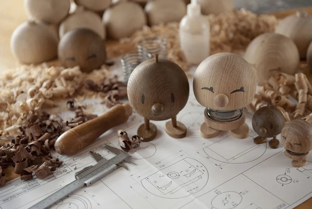Hoptimist Stue|Træfigurer Og Figurer > Bimble L, Eg