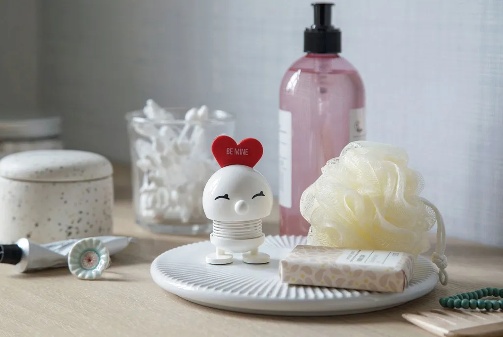 Hoptimist Stue|Træfigurer Og Figurer > Love Bimble S, Hvid