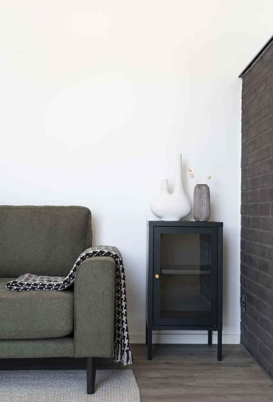 Outlet House Nordic Dalby Skab 70x38 cm, Sort