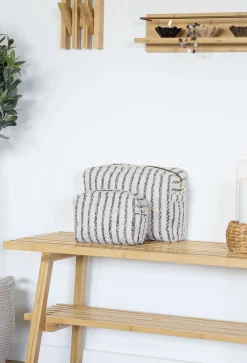House Nordic Badeværelse|Opbevaring Til Badeværelset ><noscript><img width=