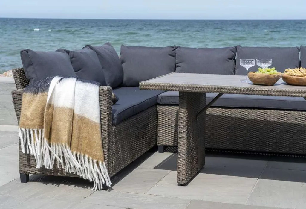 House Nordic Plaider Og Tæpper > Sintra Plaid 130x170 cm, Sort/Hvid/Brun