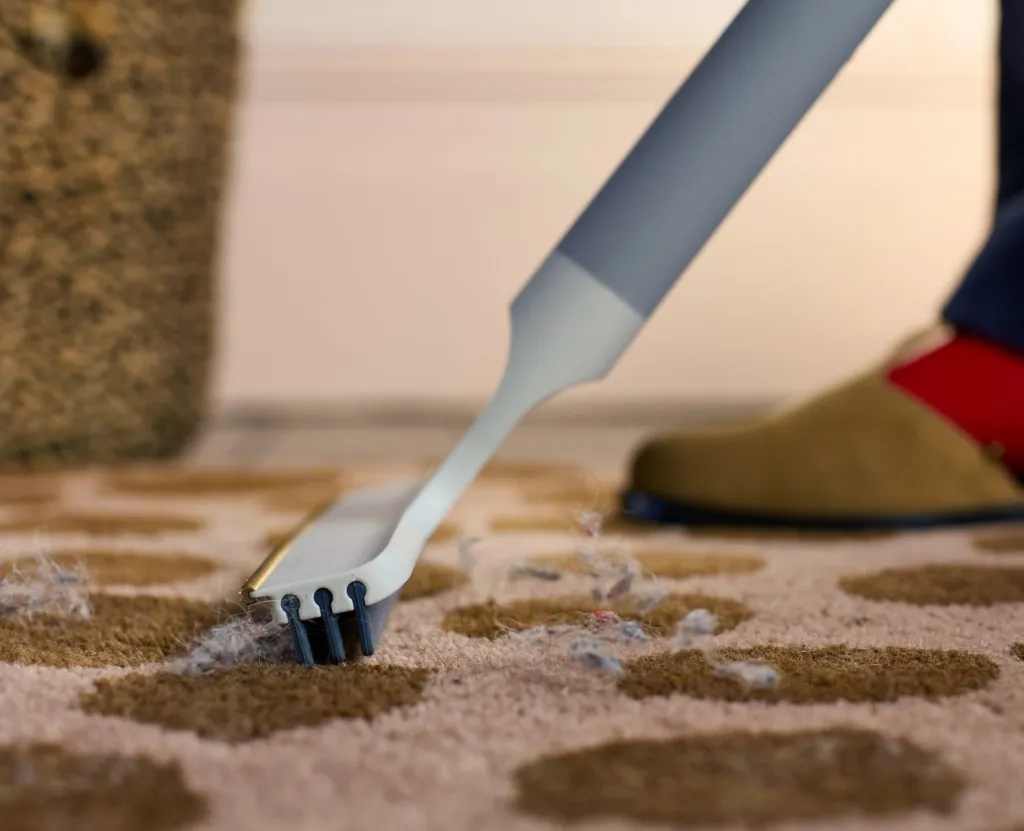 Joseph Joseph Øvrig Rengøring > CleanTech 2-i-1 Tæpperenser, Light Stone
