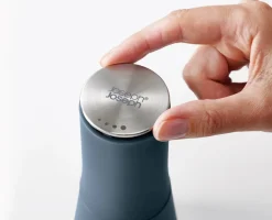 Discount Joseph Joseph Milltop Salt- og Peberkværn H16,9 cm, Blå
