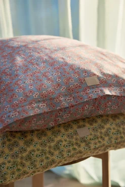Clearance Juna Pleasantly Pudebetræk 63x60 cm, Lys Blå/Blomstret