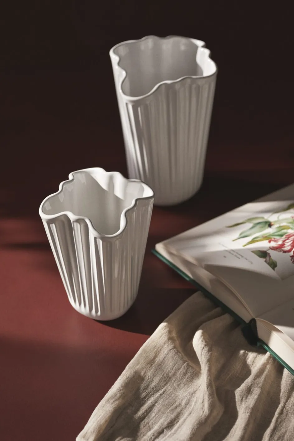 Sale Kähler Hammershøi Unfold Vase H, Hvid
