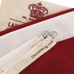 Online Dannebrogsflag 1219 til Flagstang Uderum